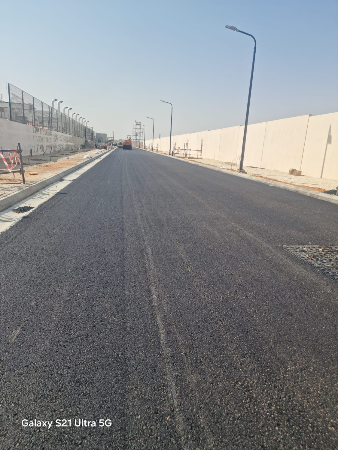 عميلة الأسفلت اي تسفيت الطرقات